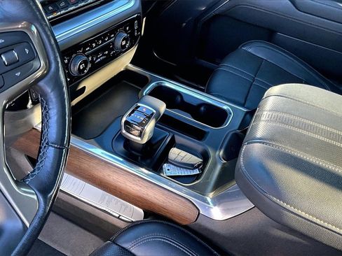 Used 2023 Chevrolet Silverado 1500 High Country w/ High Country Premium Package image 14