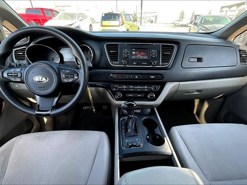 Used 2016 Kia Sedona LX w/ Option Group 020 image 12