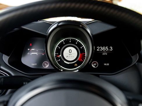 Used 2022 Aston Martin DBS Superleggera RWD image 6