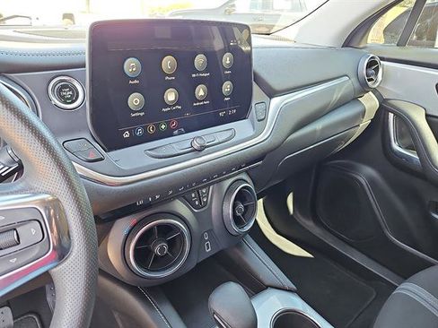 Used 2023 Chevrolet Blazer LT image 17