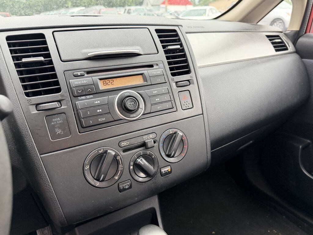 Used 2007 Nissan Versa 1.8 S w/ PWR Pkg FWD image 10
