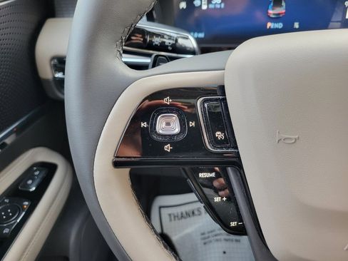 Certified 2024 Lincoln Corsair AWD w/ Equipment Group 101A image 20