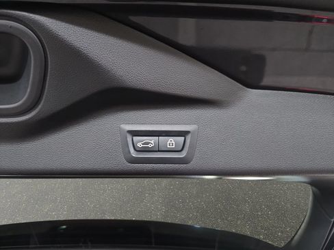 Used 2020 BMW X5 sDrive40i w/ Premium Package RWD image 31