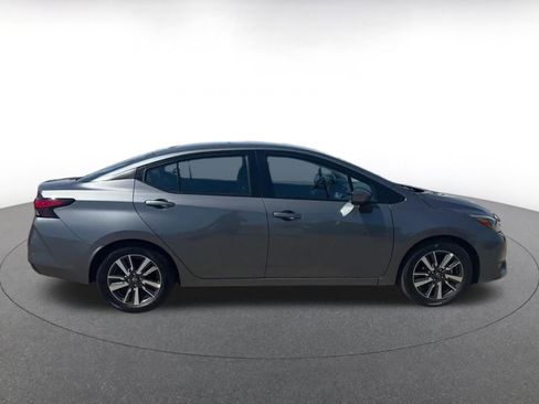 Used 2025 Nissan Versa SV FWD image 16