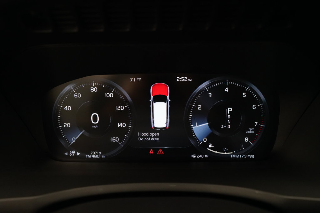 Used 2020 Volvo XC90 T6 Inscription w/ Protection Package Premier AWD/4WD image 2