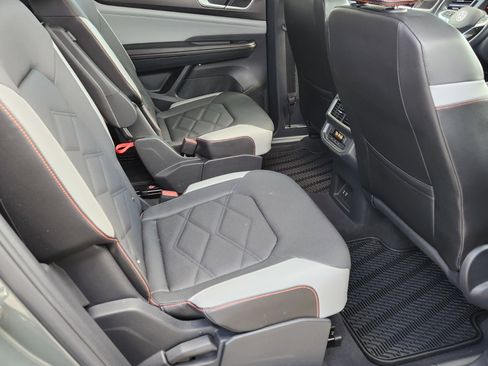 Used 2024 Volkswagen Atlas Peak Edition SEL image 11