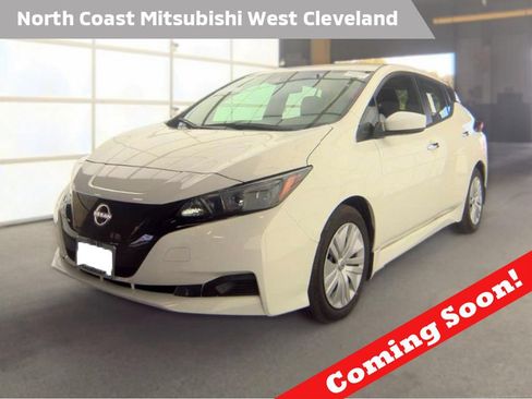 Used 2025 Nissan Leaf S FWD image 1
