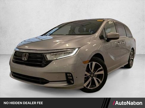 Used 2022 Honda Odyssey Touring image 1