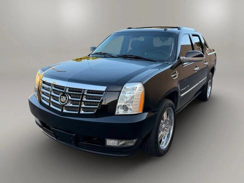 Used 2011 Cadillac Escalade EXT Premium AWD/4WD image 7