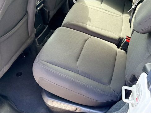 Used 2023 Jeep Wrangler Unlimited w/ Cold Weather Group AWD/4WD image 28