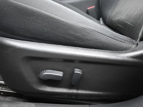 Used 2025 Nissan Altima 2.5 SV FWD image 24