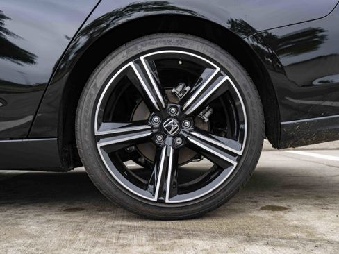 Used 2025 Honda Accord Sport image 15