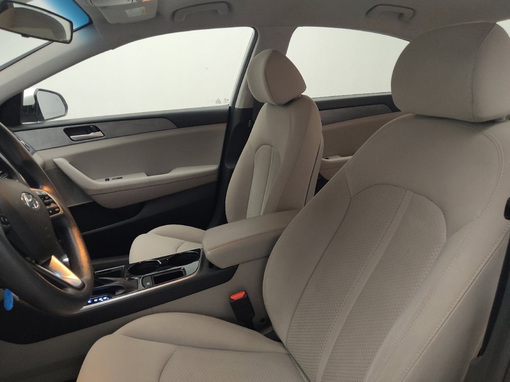 Used 2018 Hyundai Sonata SE FWD image 17