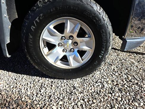 Used 2017 Chevrolet Silverado 1500 LT w/ All Star Edition image 35