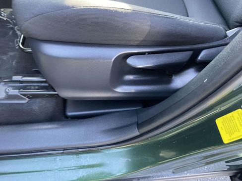 Used 2023 Toyota Corolla Cross LE w/ Moonroof Package FWD image 24