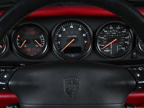 Used 1996 Porsche 911 Carrera image 8