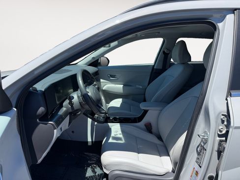 Used 2024 Hyundai Kona Limited FWD image 10