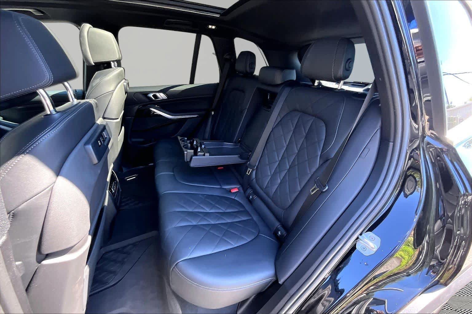 Used 2023 BMW X5 xDrive40i w/ Luxury Seating Package AWD/4WD image 21