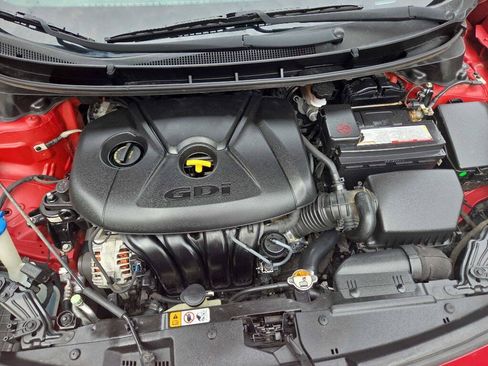 Used 2014 Hyundai Elantra GT FWD image 10