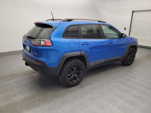Used 2019 Jeep Cherokee Trailhawk AWD/4WD image 10