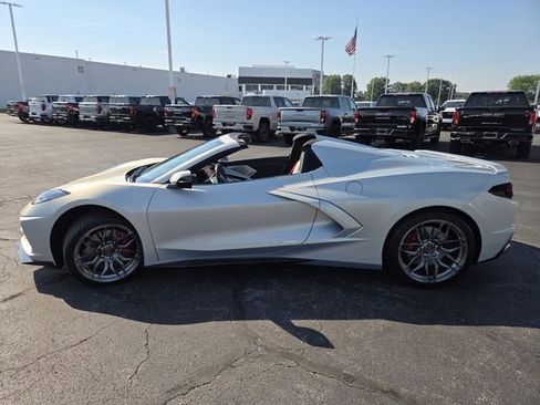 Used 2023 Chevrolet Corvette Stingray Preferred Conv w/ Z51 Performance Package RWD image 20