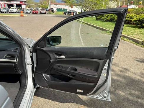 Used 2012 Honda Accord SE image 29