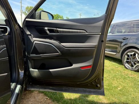 Used 2023 Kia Telluride SX Prestige AWD/4WD image 16