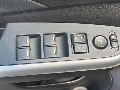 Used 2015 Honda CR-V EX-L image 36