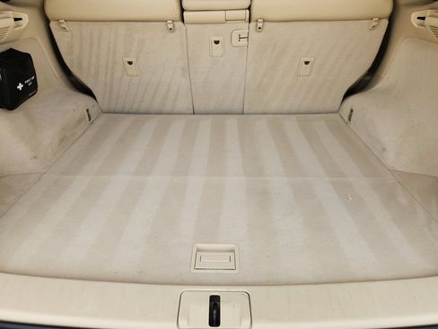 Used 2010 Lexus RX 350 2WD w/ Premium Pkg image 32