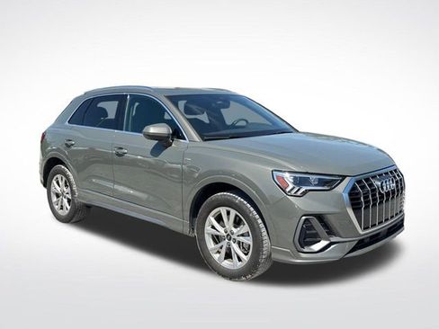 Used 2025 Audi Q3 2.0T Premium AWD/4WD image 9