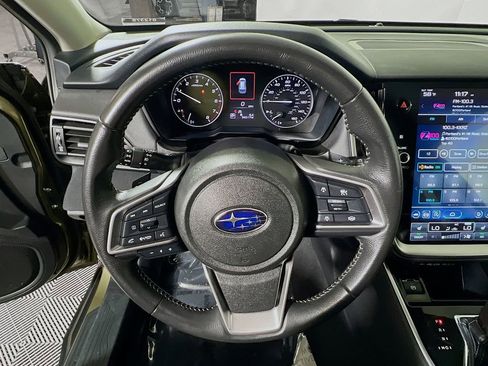 Used 2025 Subaru Outback Premium AWD/4WD image 10