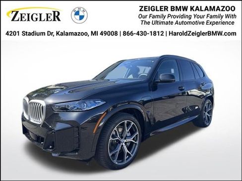 New 2026 BMW X5 xDrive50e w/ M Sport Package image 1