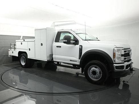 New 2026 Ford F600 2WD Regular Cab Super Duty w/ XL Chrome Package image 3