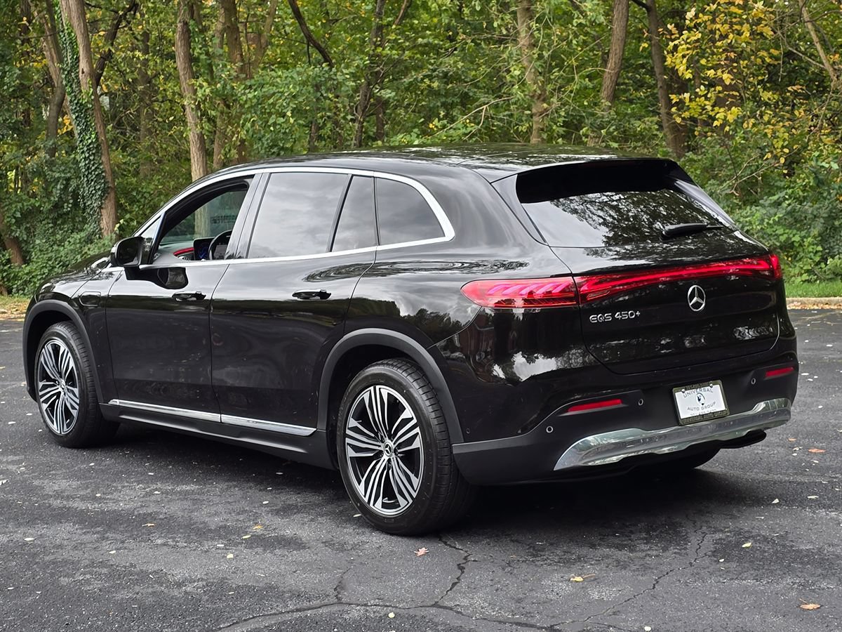 Used 2023 Mercedes-Benz EQS 450+ SUV image 4