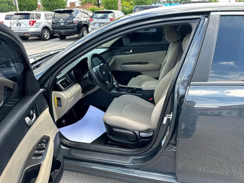 Used 2016 Kia Optima LX w/ Option Group 014 image 16
