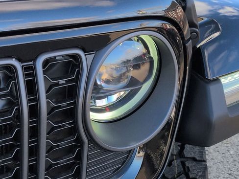 New 2026 Jeep Gladiator Mojave AWD/4WD image 11