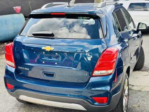 Used 2020 Chevrolet Trax LT w/ Sun & Sound Package AWD/4WD image 5