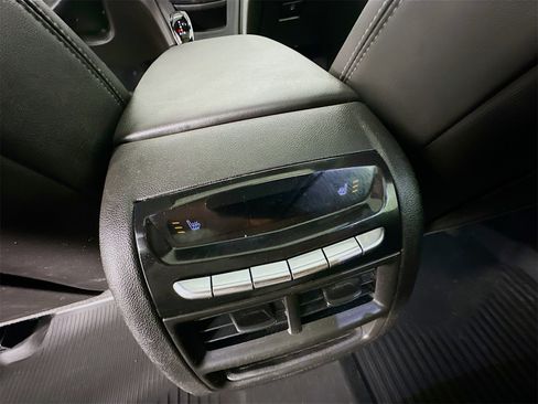 Used 2021 Cadillac XT5 Sportv image 35