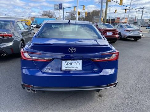 New 2026 Toyota Camry SE image 4