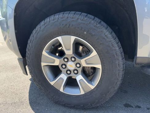 Used 2019 Chevrolet Colorado Z71 RWD image 10