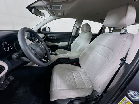 Used 2025 Honda HR-V LX image 17