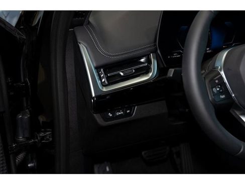 New 2025 BMW X1 xDrive28i w/ Technology Package image 56