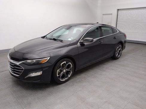 Used 2023 Chevrolet Malibu LT image 2