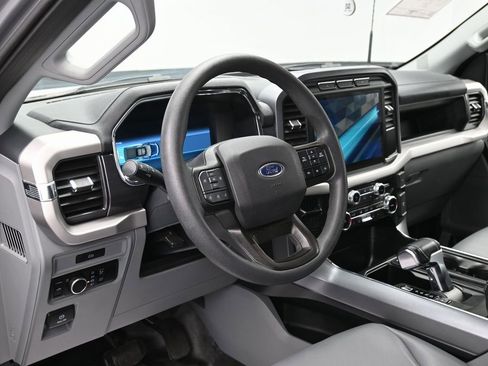 Used 2023 Ford F150 Lightning Pro image 17