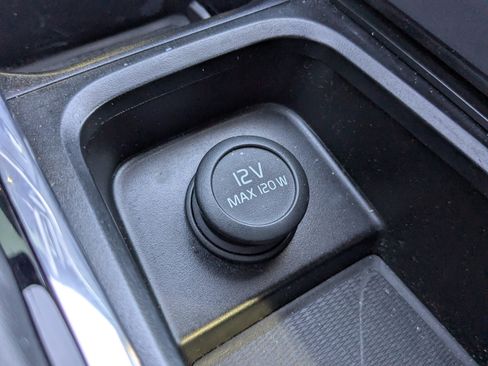 Used 2020 Volvo XC60 T5 R-Design w/ Protection Package Premier image 26