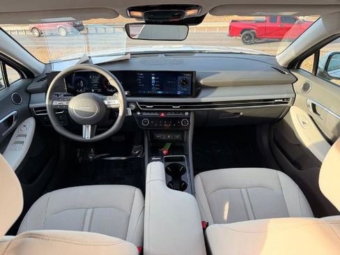 Used 2026 Hyundai Sonata SEL image 25