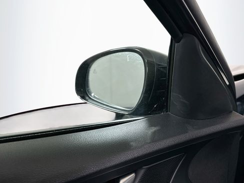 Used 2024 Genesis G70 2.5T RWD image 16