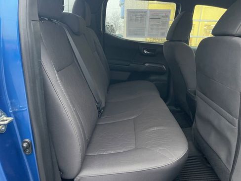 Used 2016 Toyota Tacoma TRD Off-Road w/ Towing Package image 19