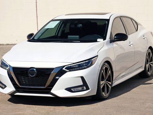 Used 2020 Nissan Sentra SR w/ Premium Package image 43