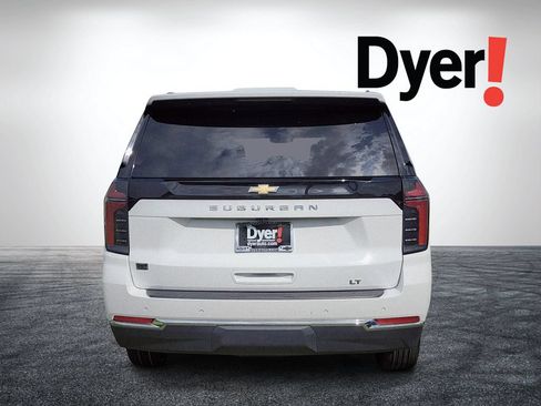 Certified 2025 Chevrolet Suburban LT AWD/4WD image 5